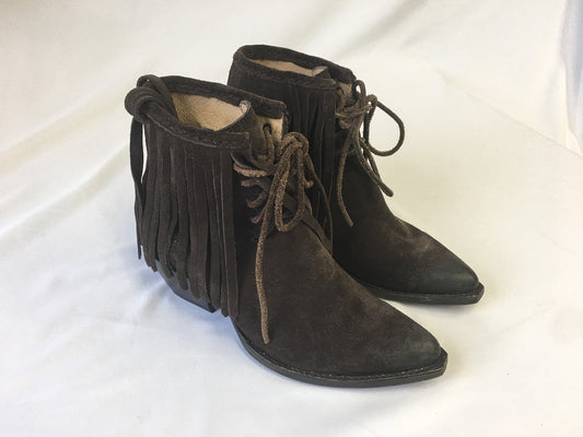 Vintage FRYE Sacha Fringe Distressed Brown Suede Ankle Boots, Sz. 6B, Vintage Western Boots