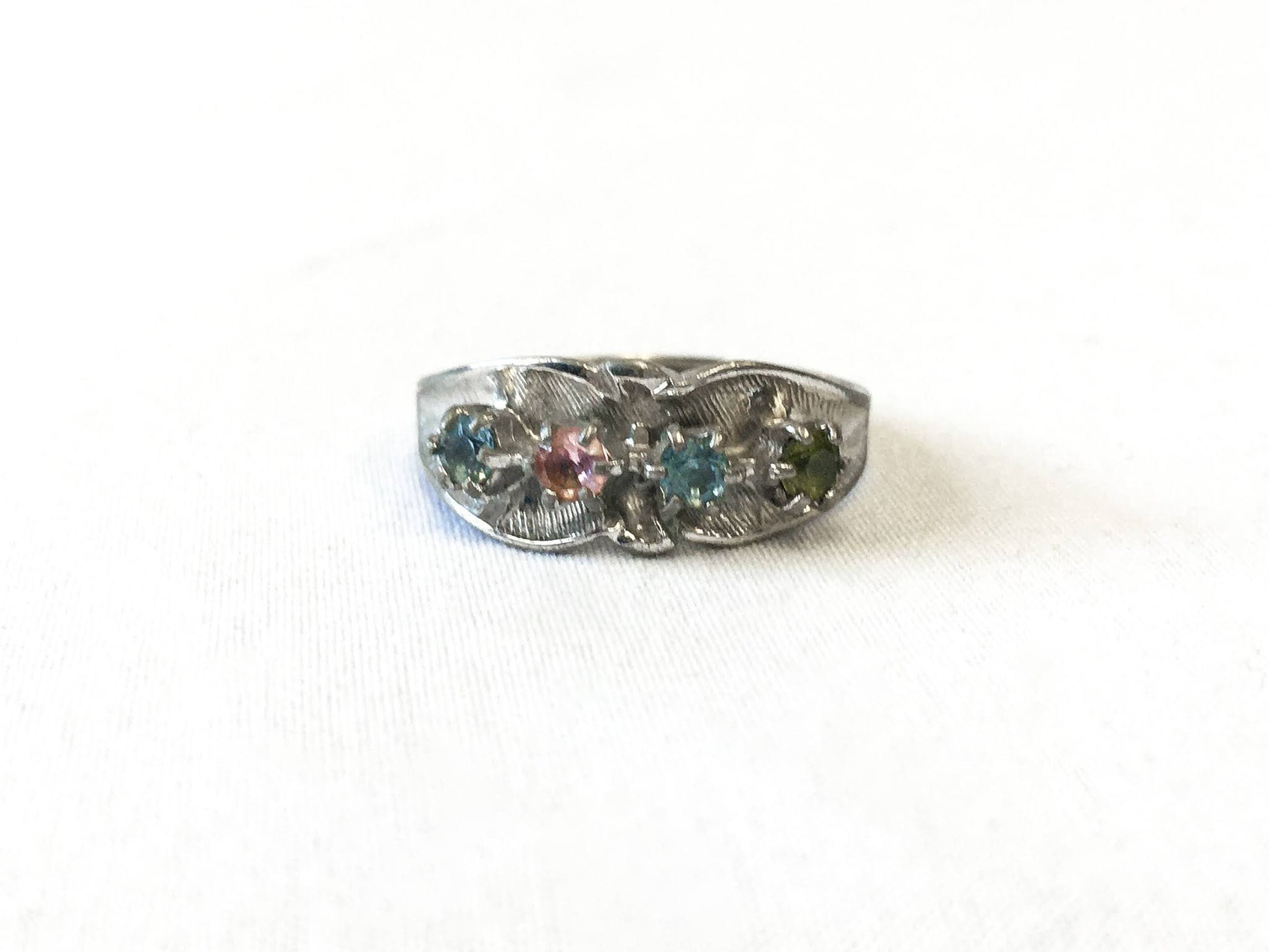 Vintage 14k White Gold Ring Multi Stone Ring, Emerald, Pink Ruby, and Aquamarine, Vintage Gold Ring, Size 7.25