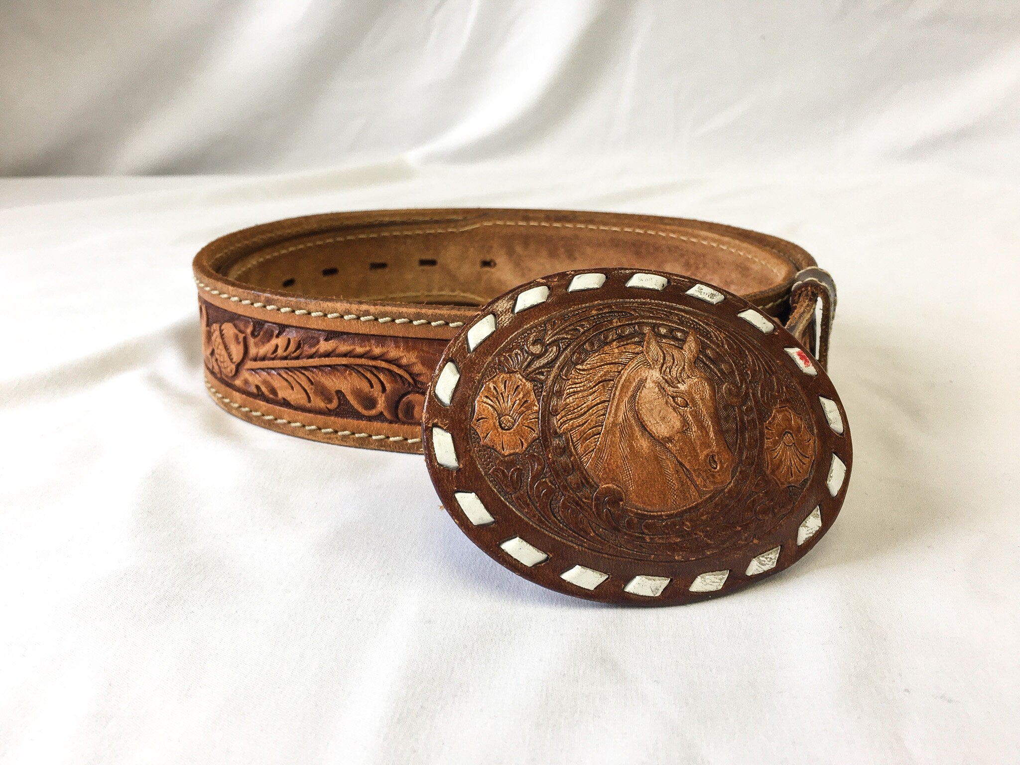Vintage 80s Sears Genuine Leather Acorn Engraved Belt with Engraved Horse Buckle, Sz. 38, Vintage Western Belt Vintage 80s Sears Genuine Leather Acorn Engraved Belt with Engraved Horse Buckle, Sz. 38, Vintage Western Belt