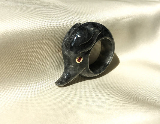 Vintage Gray Jade Elephant Ring with 14k Gold Accents and Pink Gemstones, Vintage Chinese Ring, Size 5.25