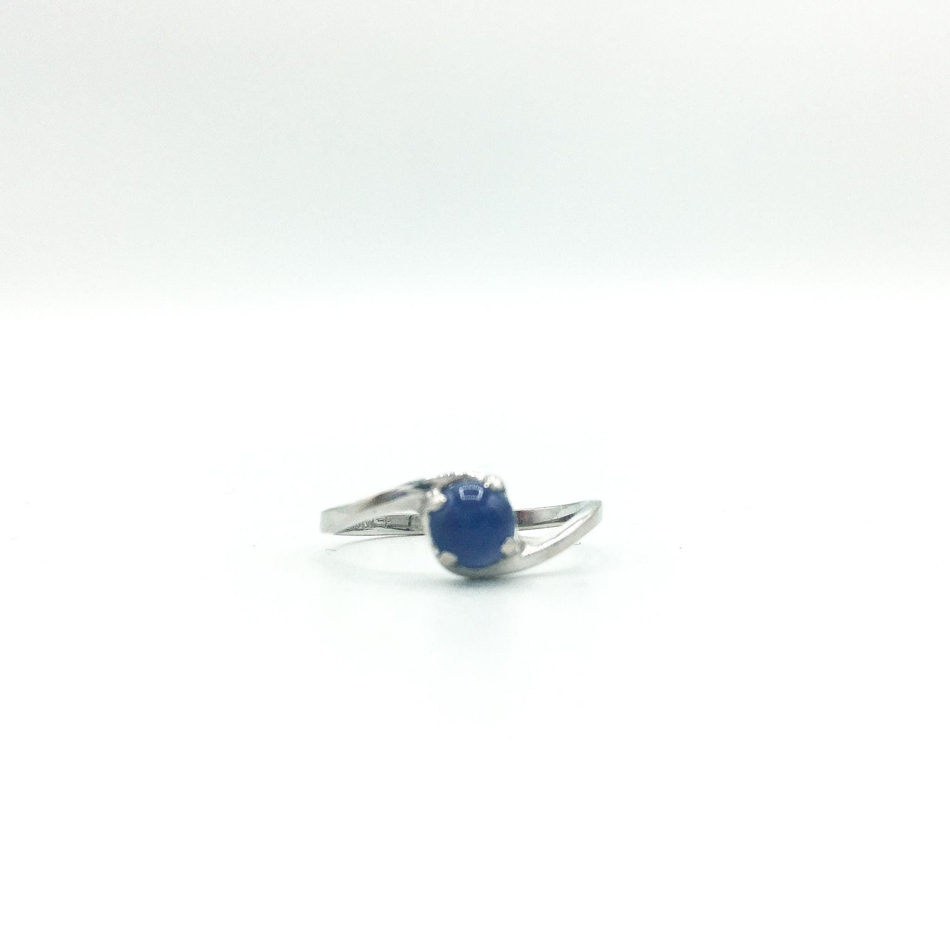 Vintage 10K White Gold Blue Star Sapphire Trubrite Ring, Sz. 6