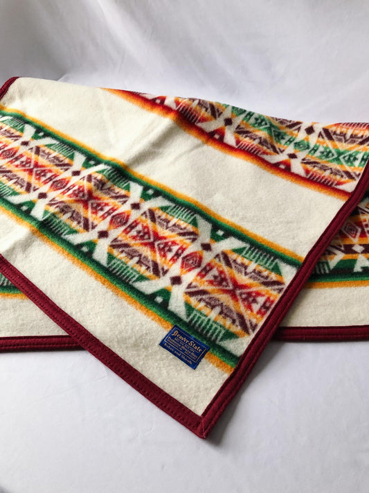 Vintage Pendleton Beaver State Blanket USA Wool Throw Blanket with Southwest Print, Small Blanket 43" x 31.5"