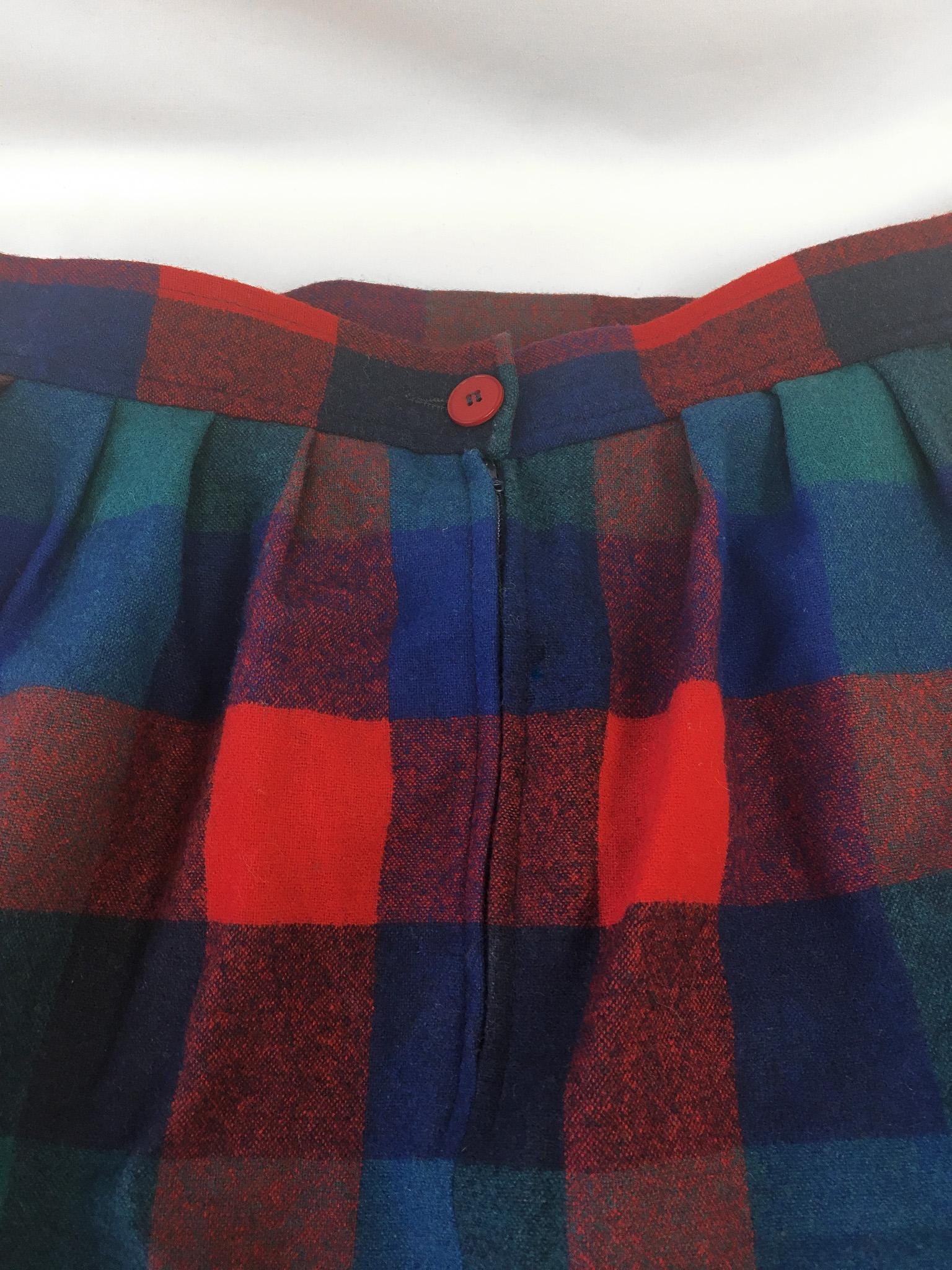Vintage 80s Pendleton Red and Blue Checkered Pattern Wool Skirt, Vintage Sz. 14, 29" Waist