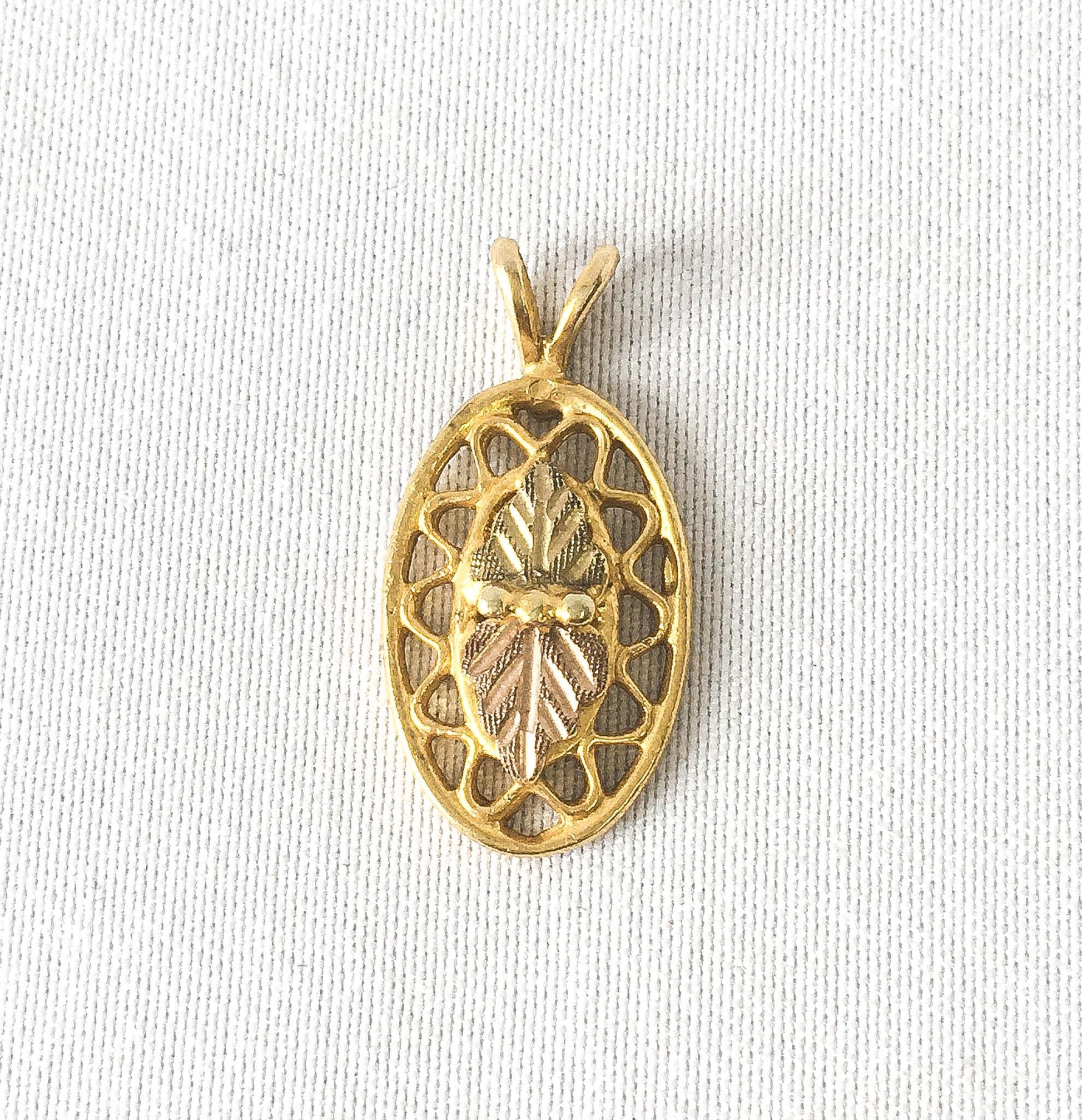 Vintage 12K Black Hills Gold Filigree Leaf Pendant with Stampers Makers Mark, Vintage Black Hills Gold Jewelry
