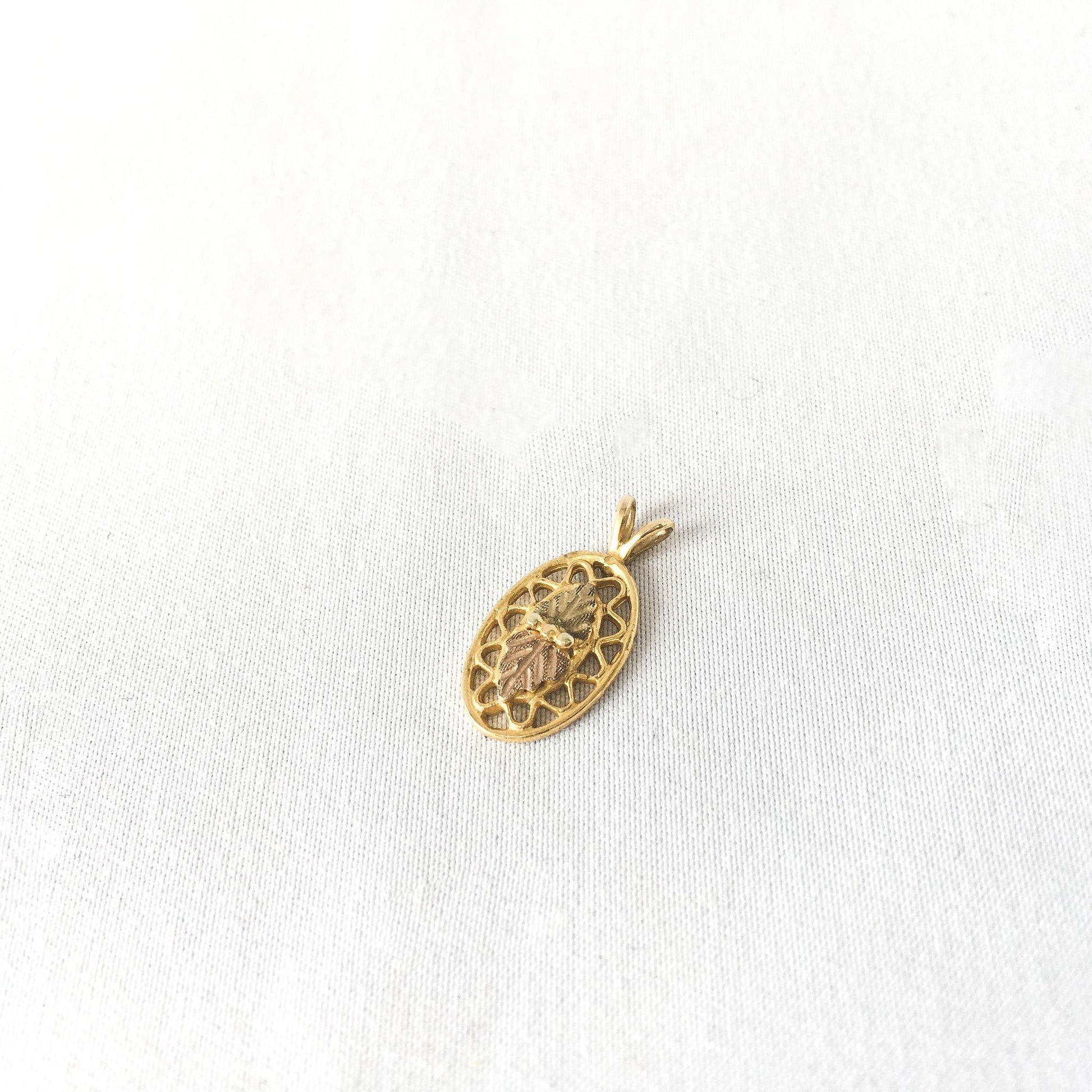 Vintage 12K Black Hills Gold Filigree Leaf Pendant with Stampers Makers Mark, Vintage Black Hills Gold Jewelry
