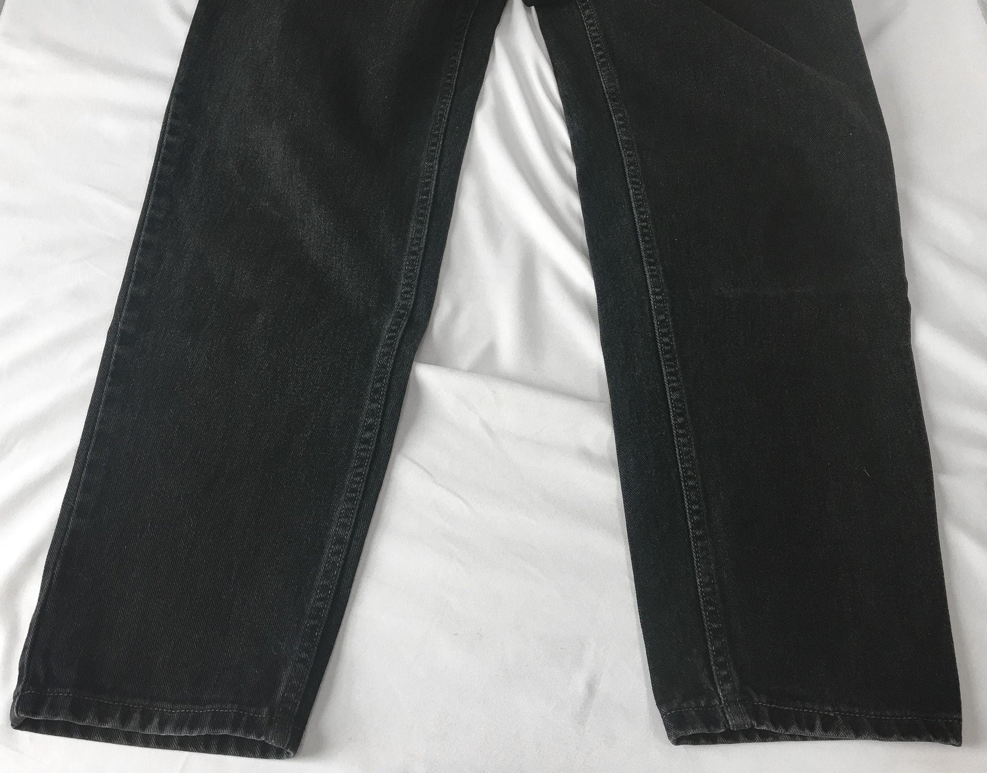 Vintage Levi's 550 Black Straight Leg Jeans, Women's Sz. 29" x 27"