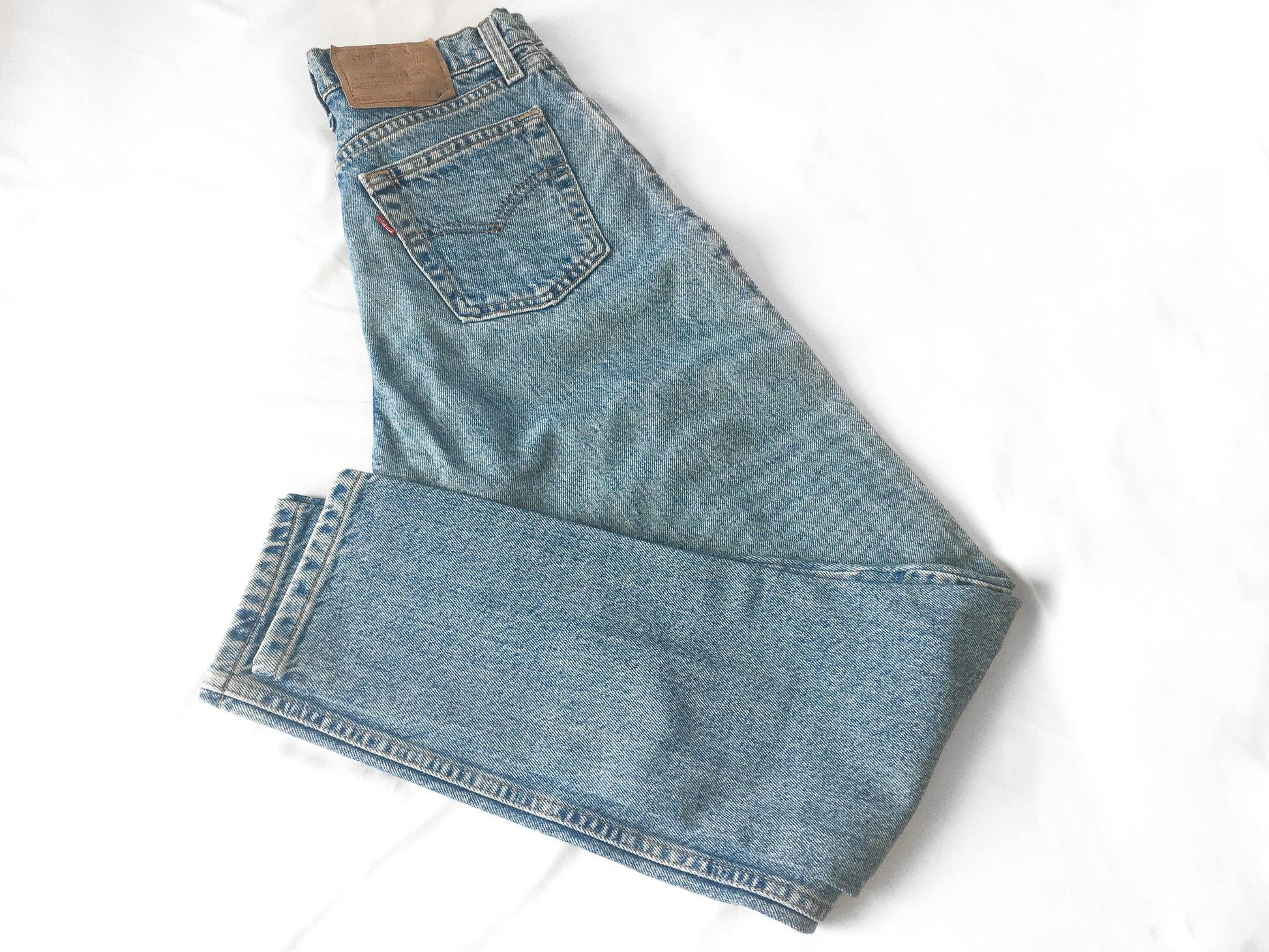 Vintage Levi's 560 Light Wash Loose Fit Straight Leg Denim Jeans, 26" x 30"