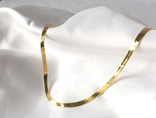 18K Silmar Italy Flat Herringbone Chain Necklace, 18", 6 grams, 3mm, Elegant Everyday Chain Necklace
