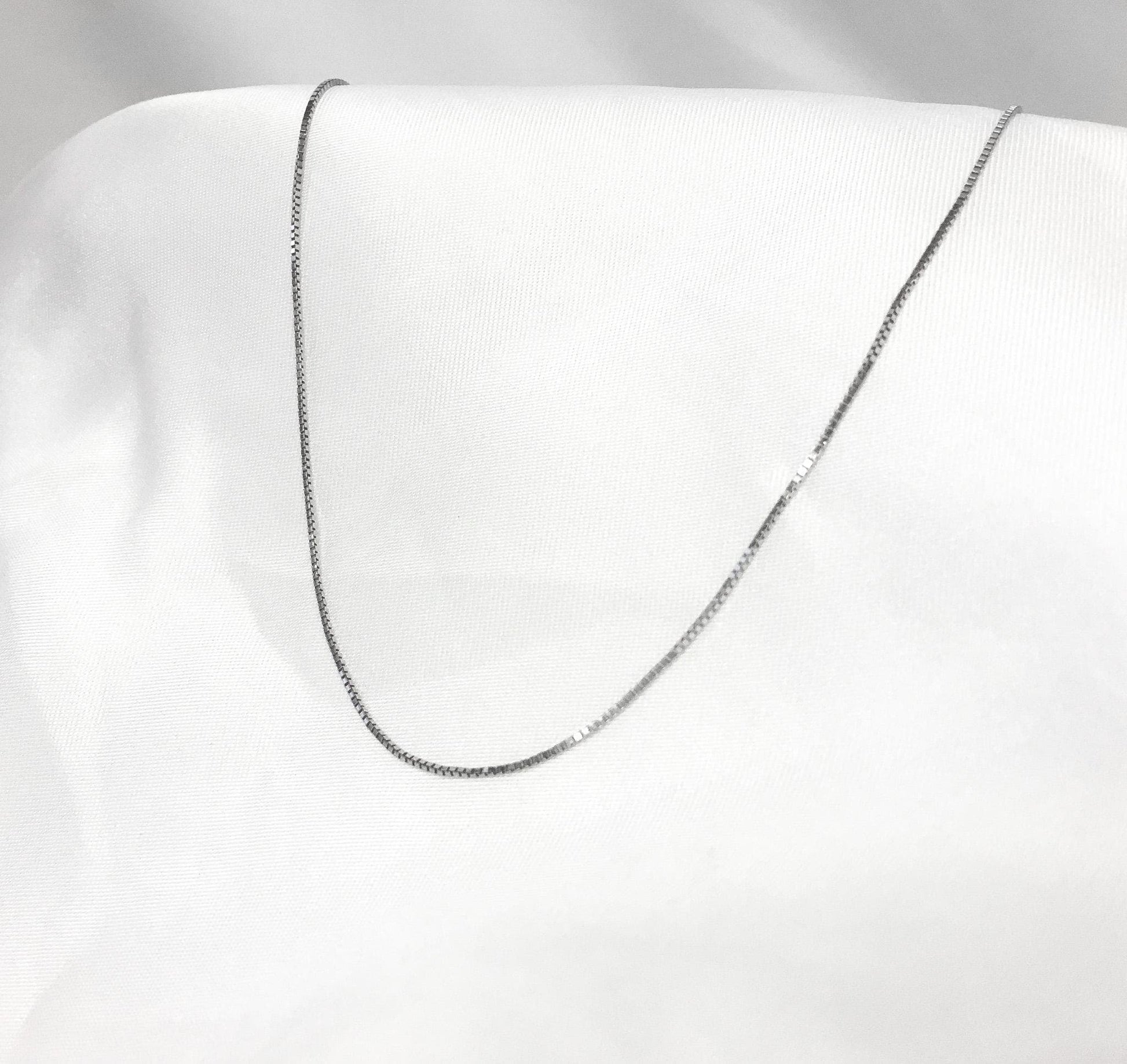 14K White Gold Midas Box Chain Necklace, 18", 1mm, 1.4 grams, Everyday Simple Layering Chain Necklace