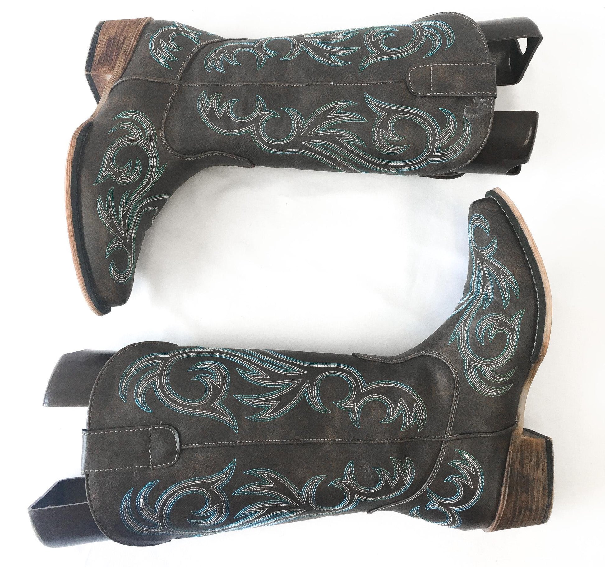 Vintage Inspired Roper Riley Faux Leather Brown Cowboy Boots with Blue Embroidery, Women's Sz. 6, Vintage Western Boots