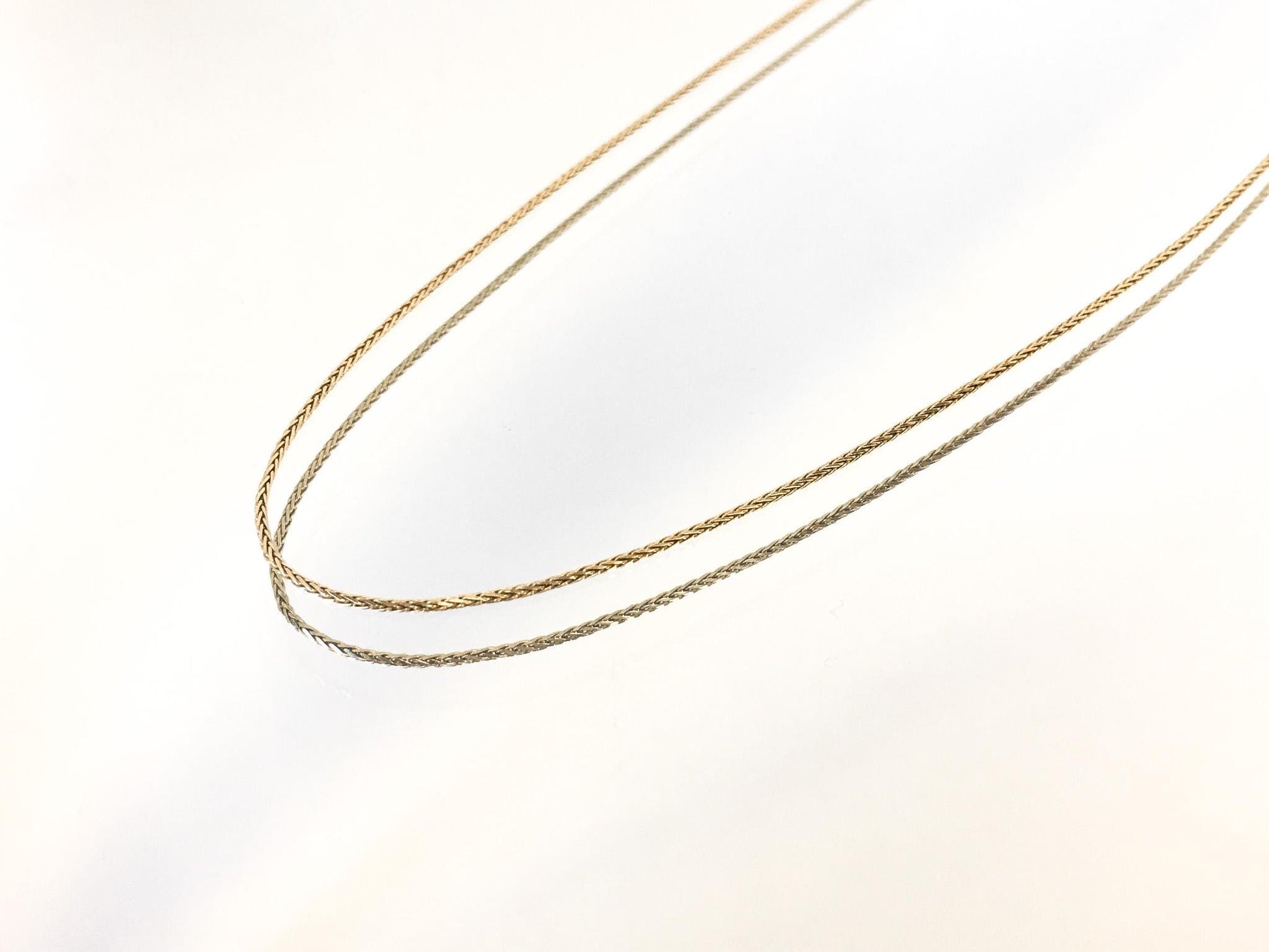 585 14K Yellow Gold OROI Flat Wheat Chain Necklace, 18", 1mm, 2.3 Grams, Simple Everyday Dainty Layering Necklace