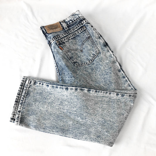Vintage Levi's Orange Tab Light Acid Wash Mid Rise Straight Leg Jeans 31" x 27", Vintage Unisex Jeans