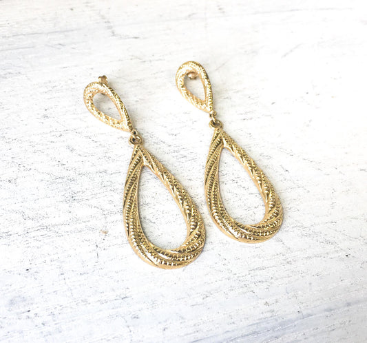14K Yellow Gold Long Twisted Textured Teardrop Dangle Stud Earrings, 2", 1.2 Grams Total, Retro Minimalist Style Statement Earrings