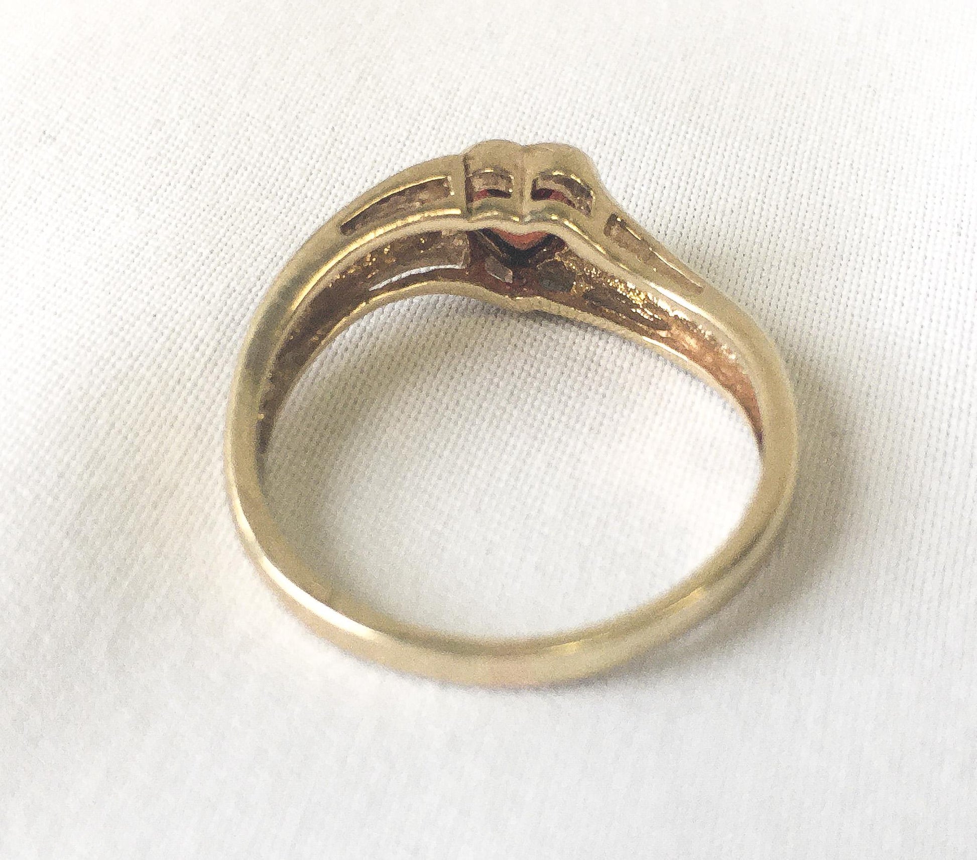 Vintage 10K Yellow Gold Garnet and Diamond Heart Asymmetrical Ring, Sz. 7.5, Vintage Gold Heart Birthstone Ring