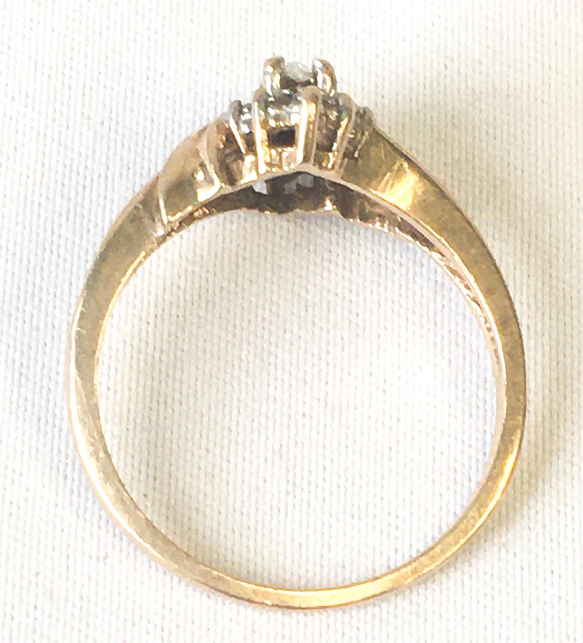 Vintage 10K Yellow Gold Cubic Zirconia Marquise Cluster Ring, Sz. 6, Elegant Classy Everyday Engagement Wedding Ring