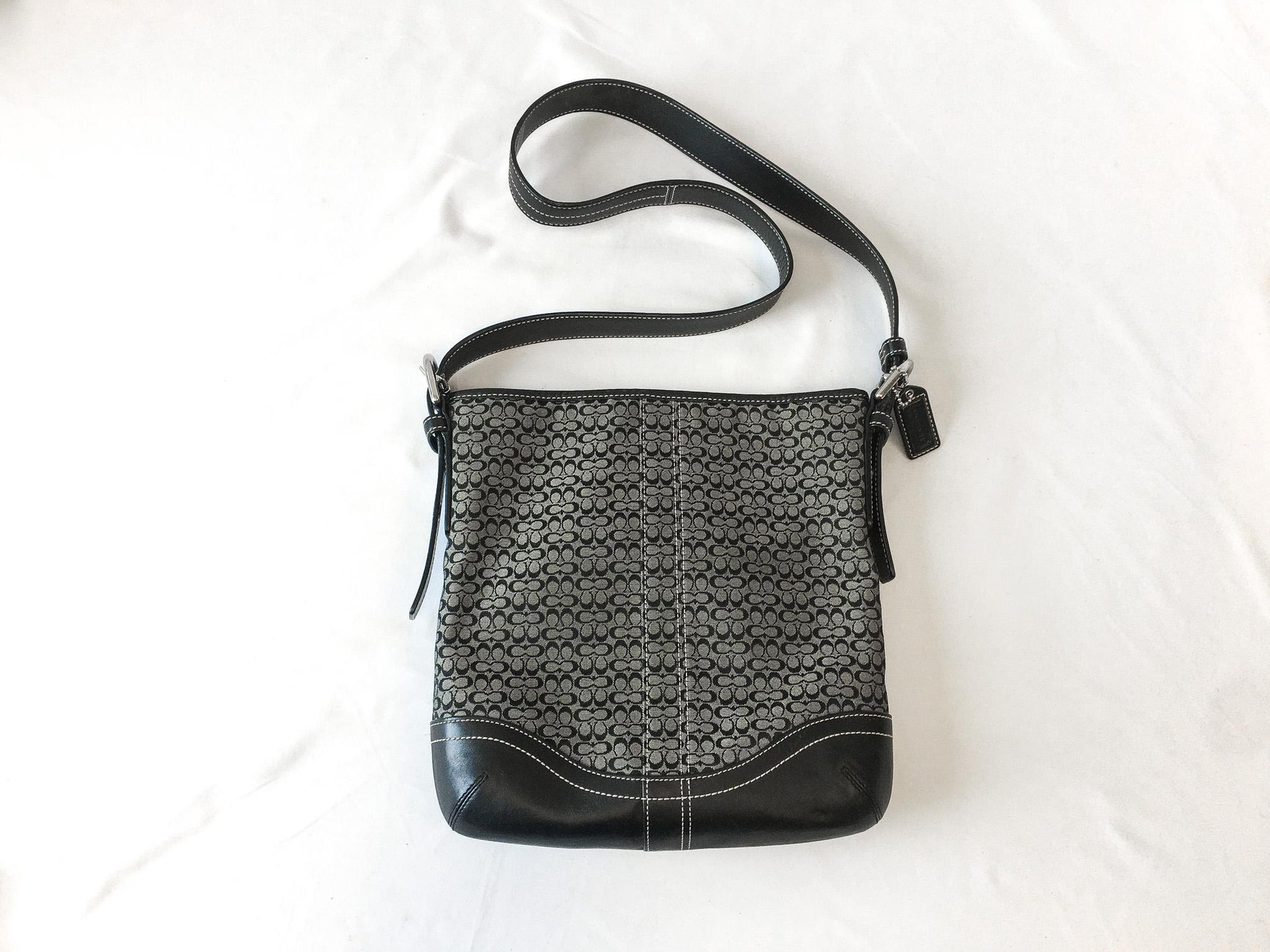 00s Coach Signature C Monogram Black Gray Leather Canvas Crossbody Shoulder Bag, Style #10944, Y2K Coach Handbag