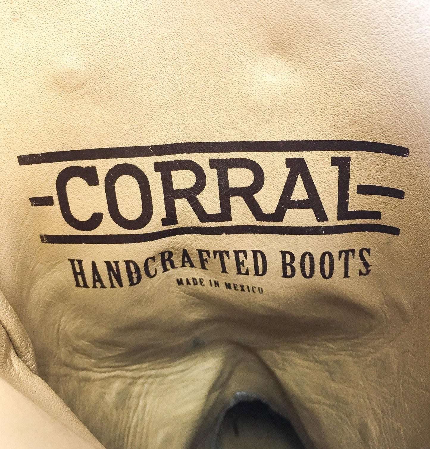 Vintage Inspired Corral Off-White Glitter Inlay Rhinestone Cowboy Boots, Style A3322, Women's Sz. 9M, Unique Statement Festival Western Boot