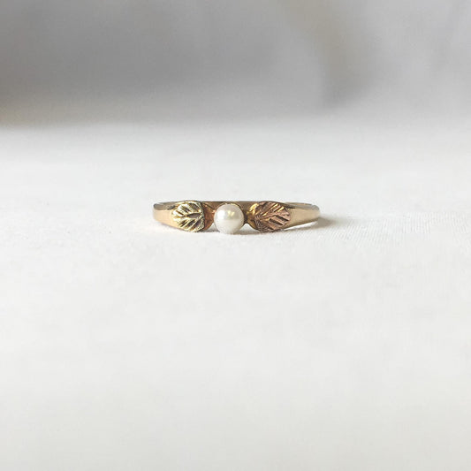 Vintage 10K RGC Black Hills Gold Two Leaf Pearl Band Ring, Sz. 6, Vintage Dainty Black Hills Gold Jewelry