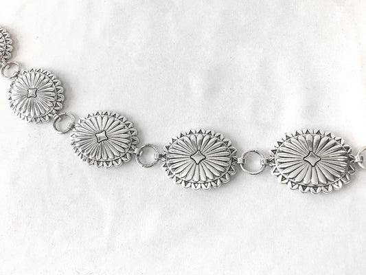 Vintage Silver Toned Oval Concho Chain Link Belt, Fits Any Size Waist, Vintage Boho Western Style Festival Belt