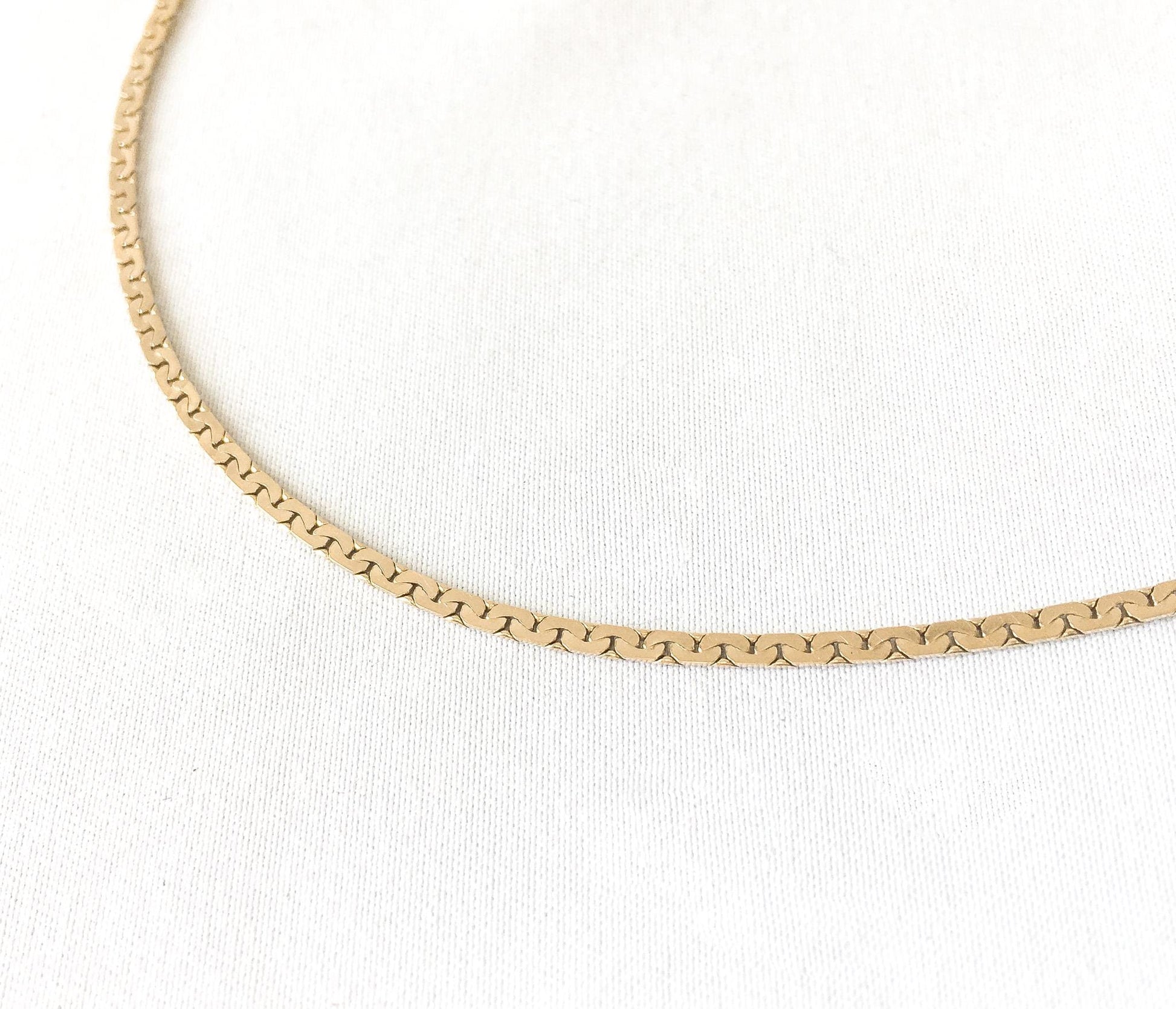 14K Italy Yellow Gold Serpentine Chain Bracelet, 7.5 Inches, Roughly 2mm Width, Simple Dainty Everyday Minimalist Stackable Chain Bracelet