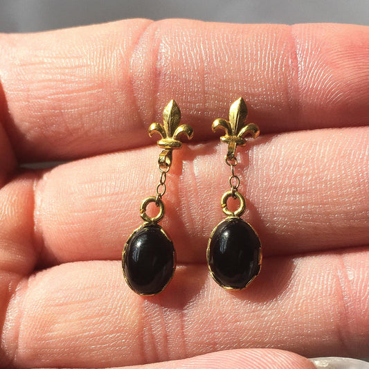 Vintage 14K Gold Onyx Oval Cabochon Fleur de Lis Post Dangle Earrings, Elegant Classy Simple Minimalist Earrings