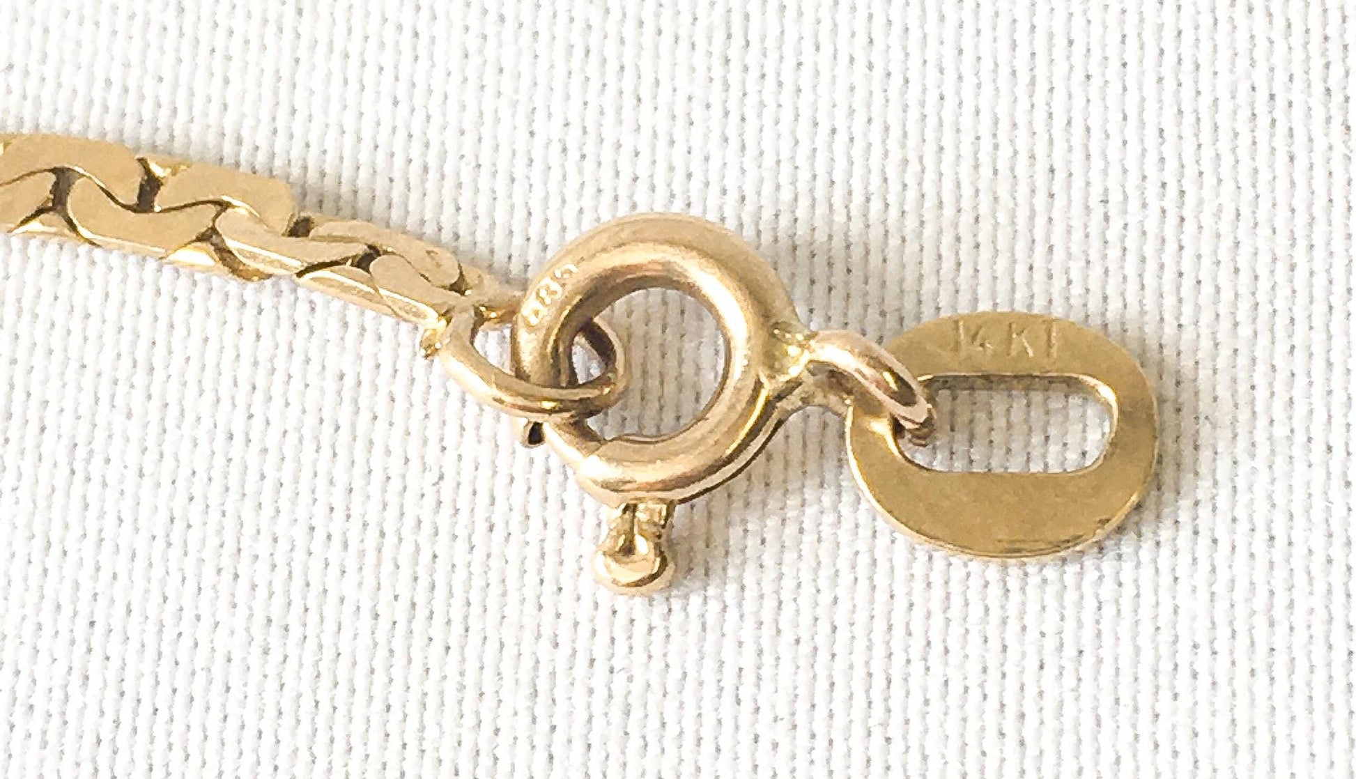 14K Italy Yellow Gold Serpentine Chain Bracelet, 7.5 Inches, Roughly 2mm Width, Simple Dainty Everyday Minimalist Stackable Chain Bracelet