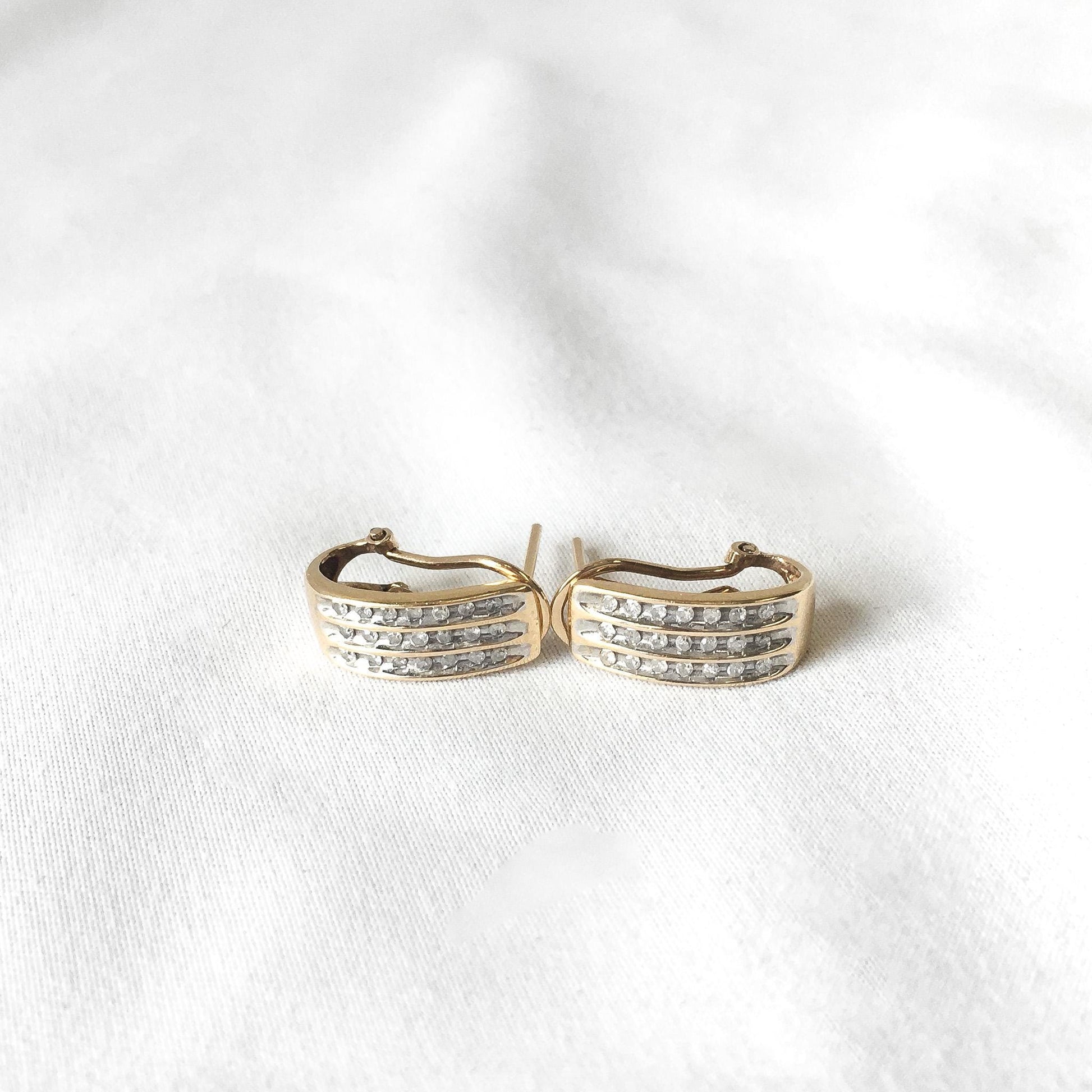 Vintage 10K 417 Omega Back Yellow Gold Diamond Hoop Earrings, Simple Elegant Classy Minimalist Diamond Earrings