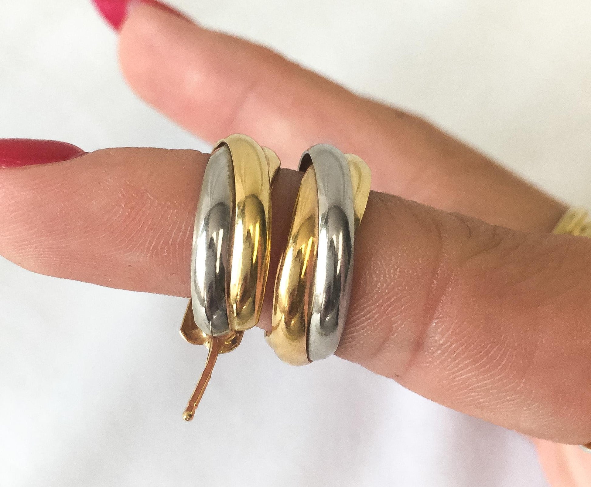18K 750 Two Tone Twisted Hoop Earrings, Roughly 5mm, Simple Everyday Minimalist Hoop Earrings