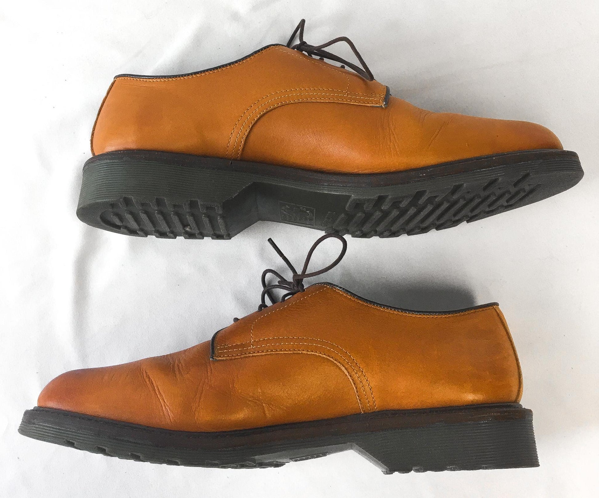 Vintage Dr. Martens Octavius Tan/Brown Leather Oxford Loafers, Men's Sz. 13, Vintage Dr. Martens Preppy Academia Style Dress Shoes