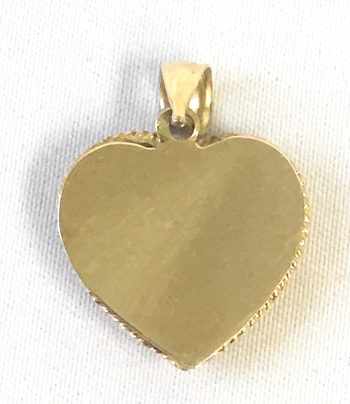 Vintage 14K Yellow Gold Filigree Heart Pendant