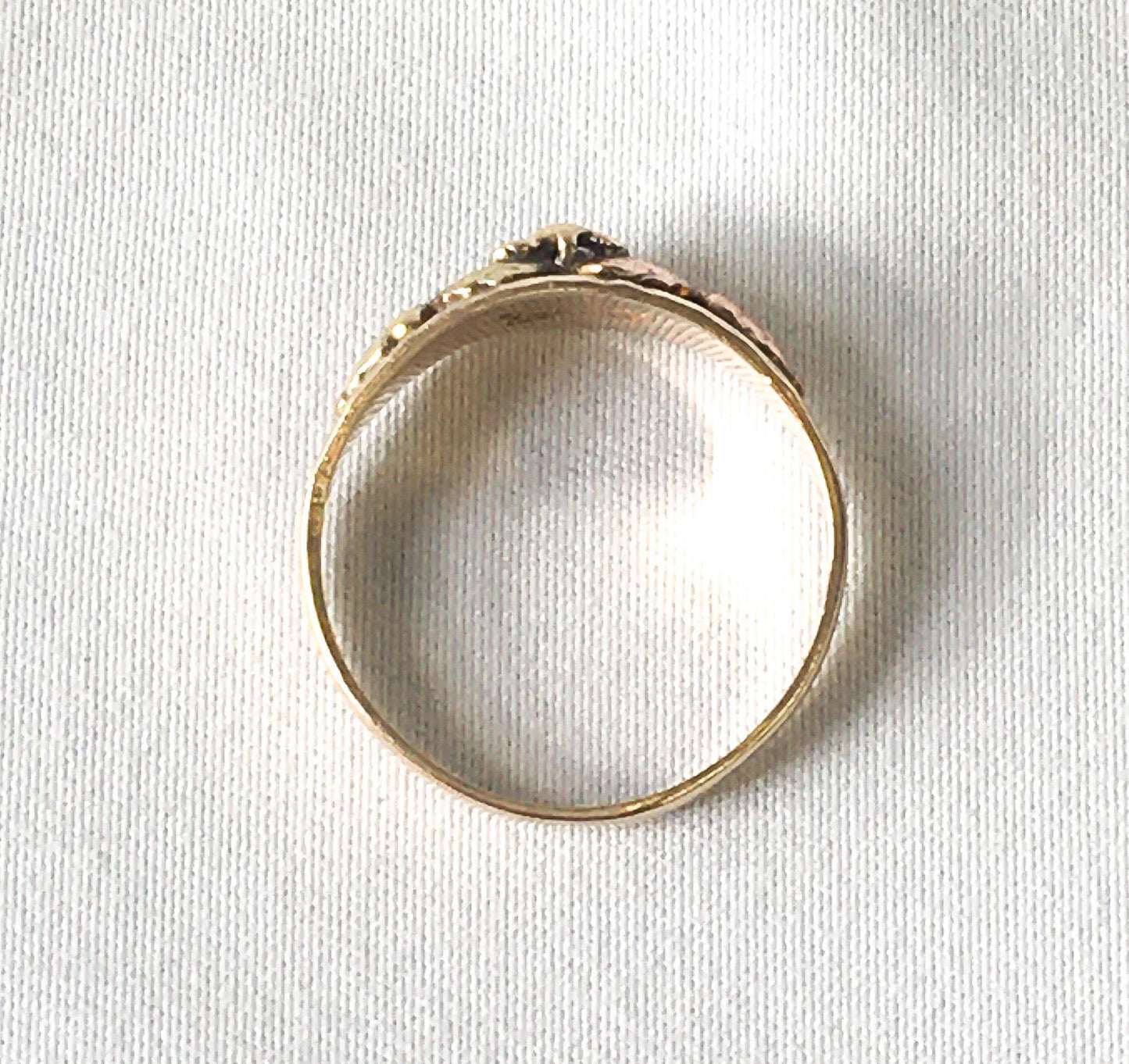 Vintage 10K Black Hills Gold Leaf Infinity Symbol Ring, Sz. 6.25, Simple Everyday Black Hills Gold Band Ring
