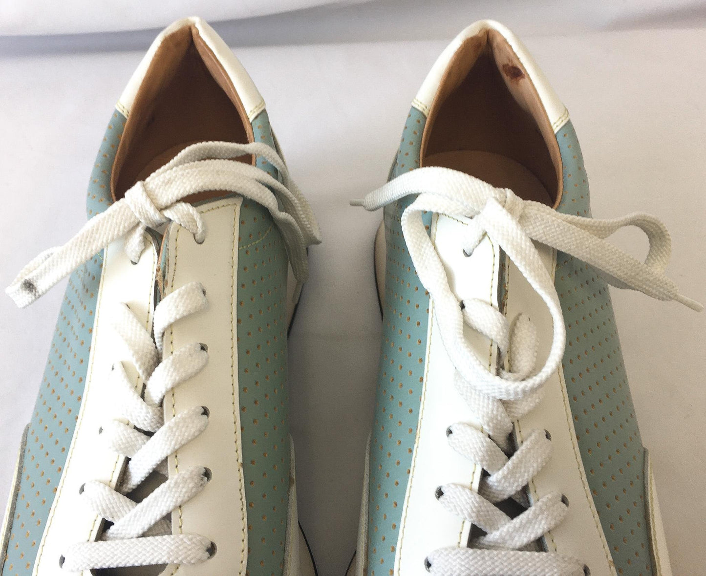 Vintage Dooney and Bourke Pastel Blue/Cream/Off-White Textured Leather Sneakers, Women's Sz. 9.5, Vintage Preppy Academia Style Shoes