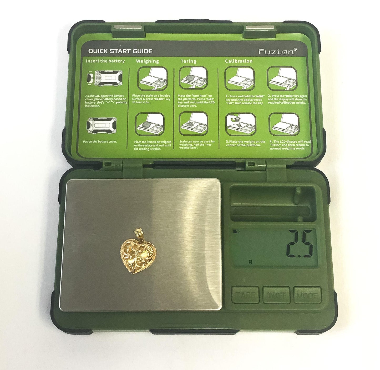 Vintage 14K Yellow Gold Filigree Heart Pendant