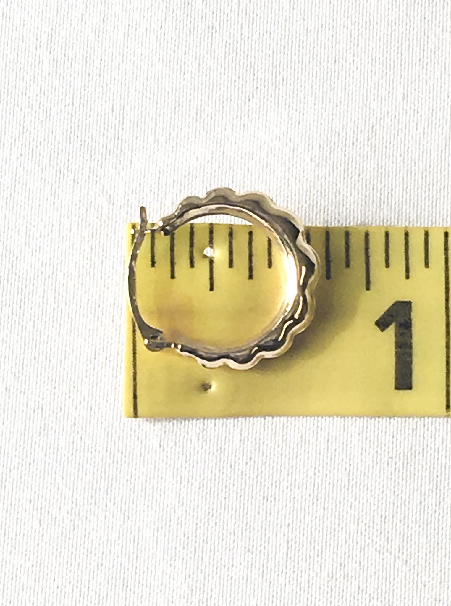 Vintage 14K Yellow Gold Circular Ridged Hollow Hoop Earrings, .5", Lightweight Dainty Simple Everyday Minimalist Hoops