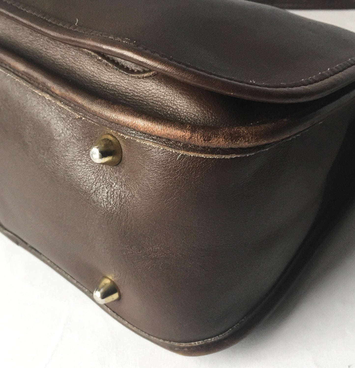 Vintage Coach Chocolate Brown Mahogany Stewardess Leather Crossbody, Style 9525, Vintage Classic Everyday Coach Bag