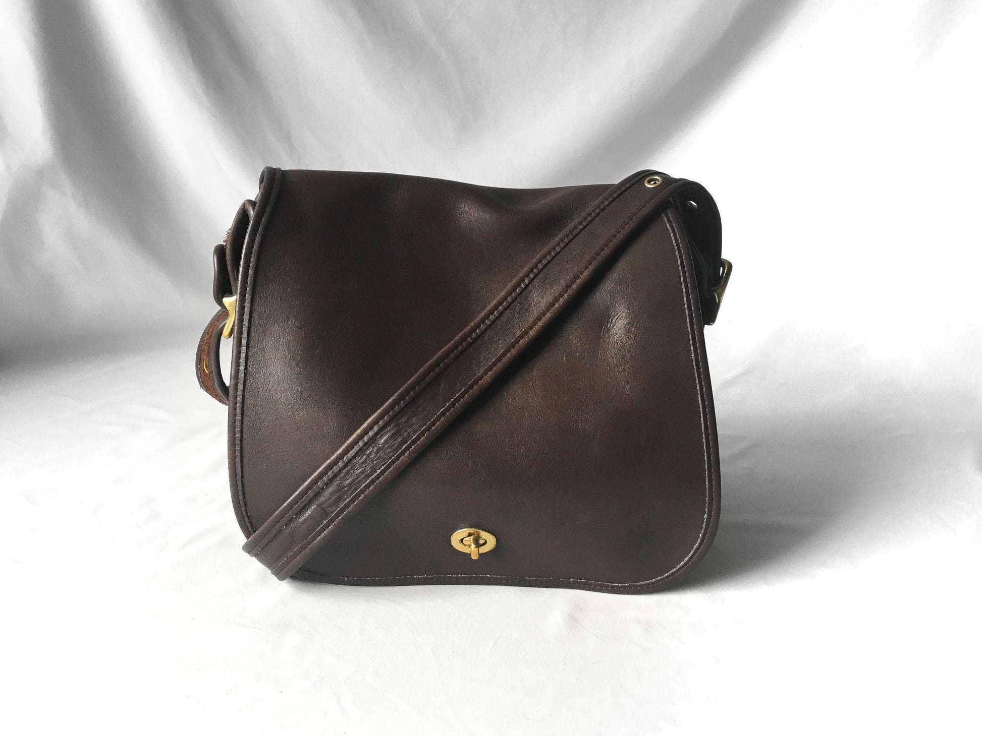 Vintage Coach Chocolate Brown Mahogany Stewardess Leather Crossbody, Style 9525, Vintage Classic Everyday Coach Bag
