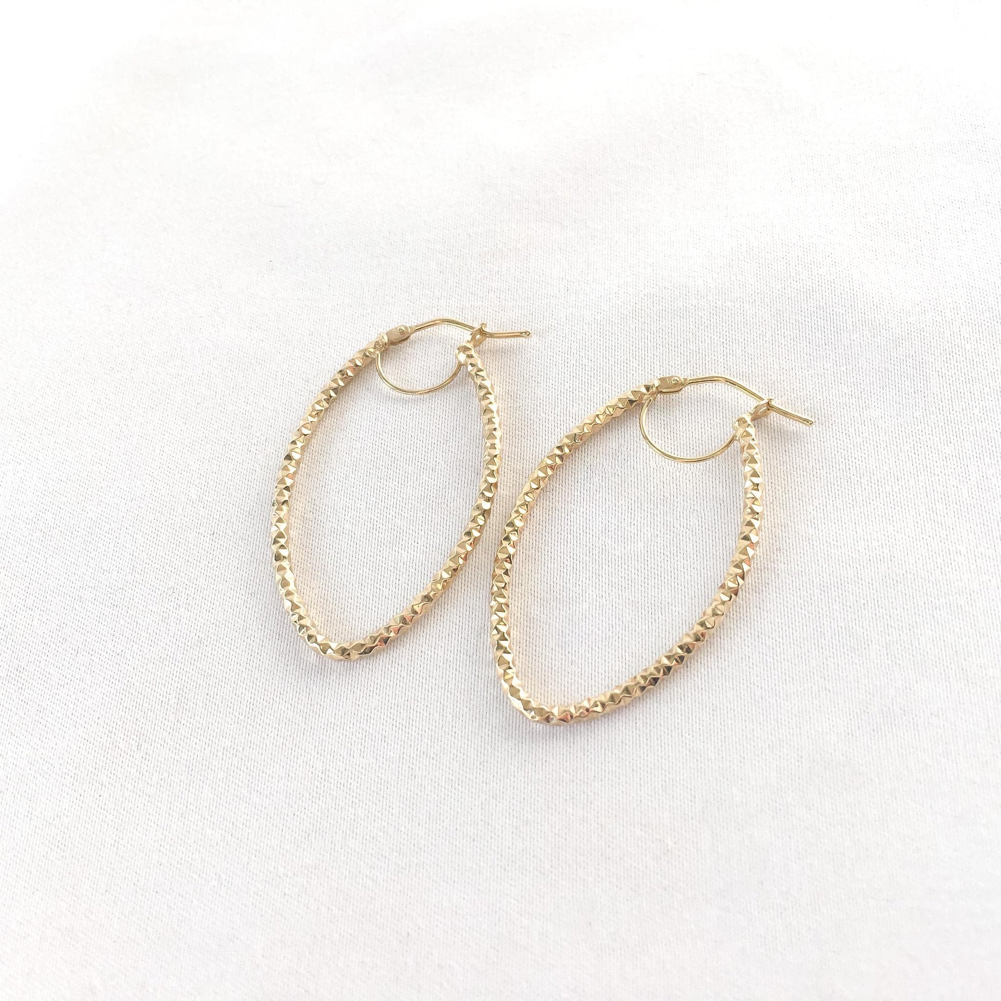Vintage Milor Italy 14K Yellow Gold Studded Texture Double Hoop Oblong Hoop Earrings, 1.5", Lightweight Simple Everyday Minimalist Hoops