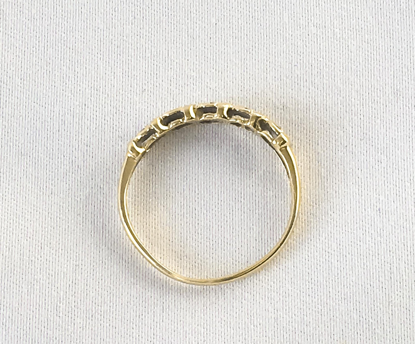 Vintage 10K OroAmerica Yellow Gold Diamond Chip Ring, Sz. 6.75, Simple Dainty Everyday Minimalist Stackable Ring