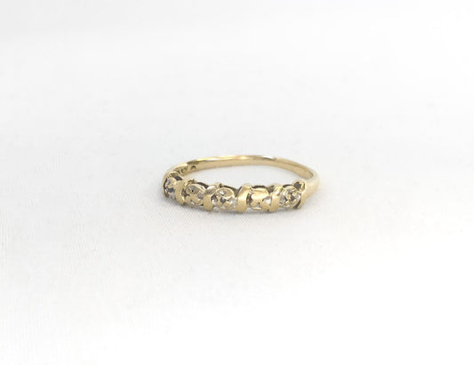 Vintage 10K OroAmerica Yellow Gold Diamond Chip Ring, Sz. 6.75, Simple Dainty Everyday Minimalist Stackable Ring