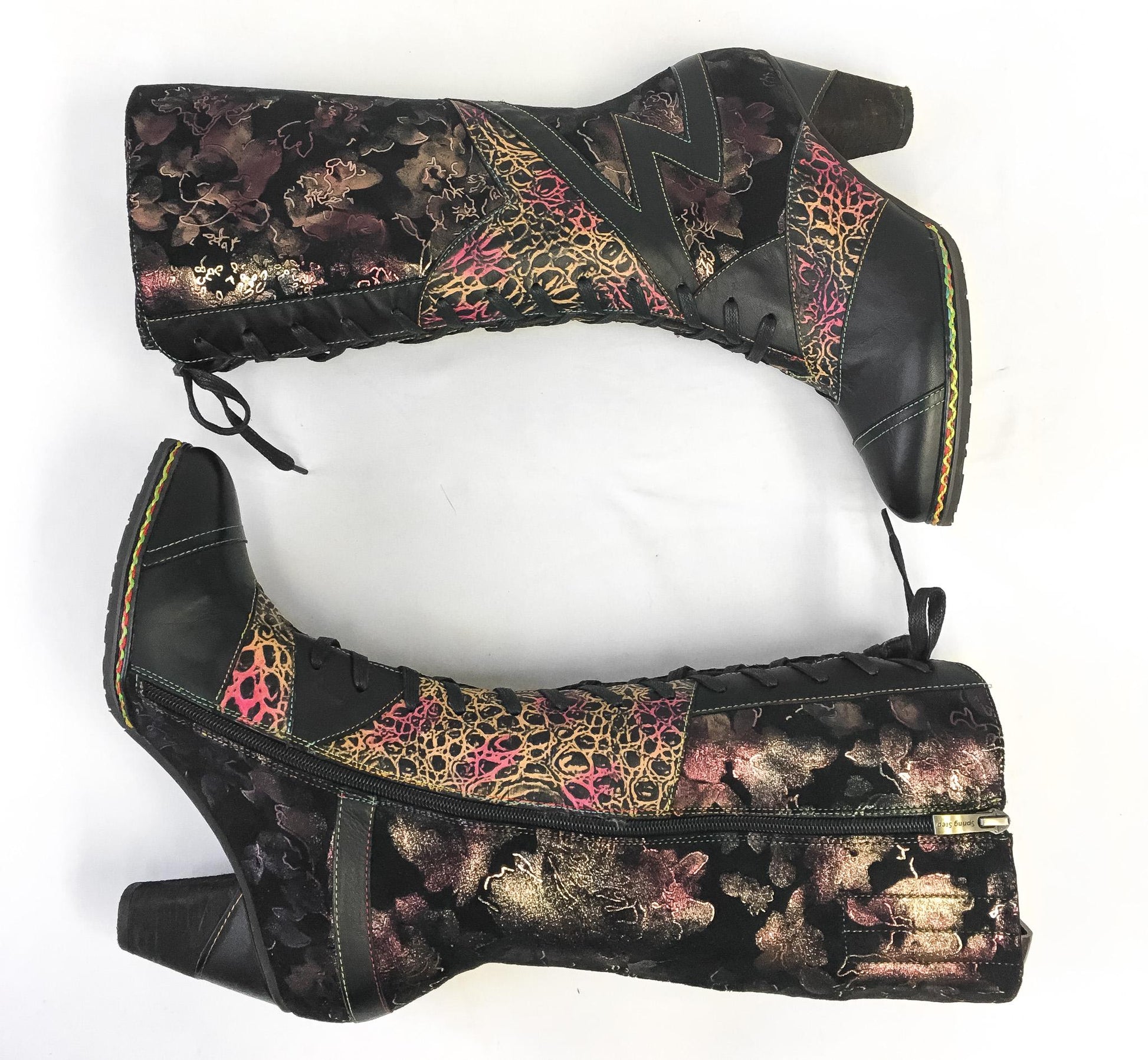 Vintage Inspired L'Artiste Malagie-Croco Black Metallic Lace Up Leather Boots, Approx. Women's 9.5, Unique Statement Boho Style Boots