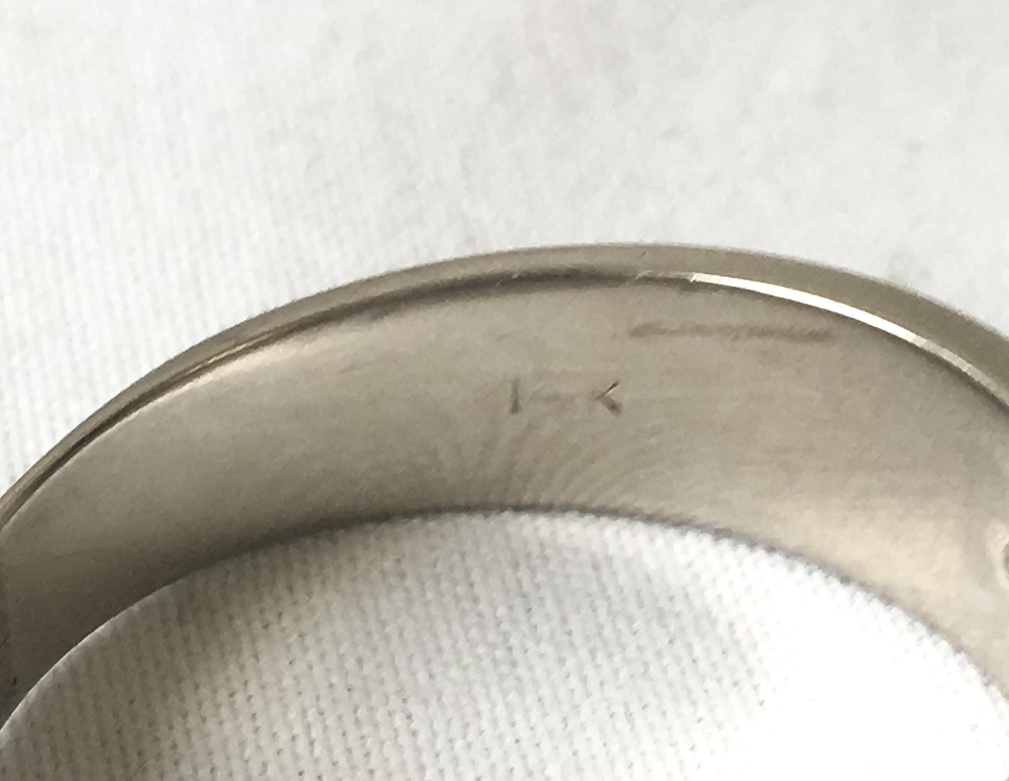 Vintage 14K White Gold Diamond Accent Band Ring, Sz. 9, Vintage Unisex Simple Diamond Stackable Engagement Ring