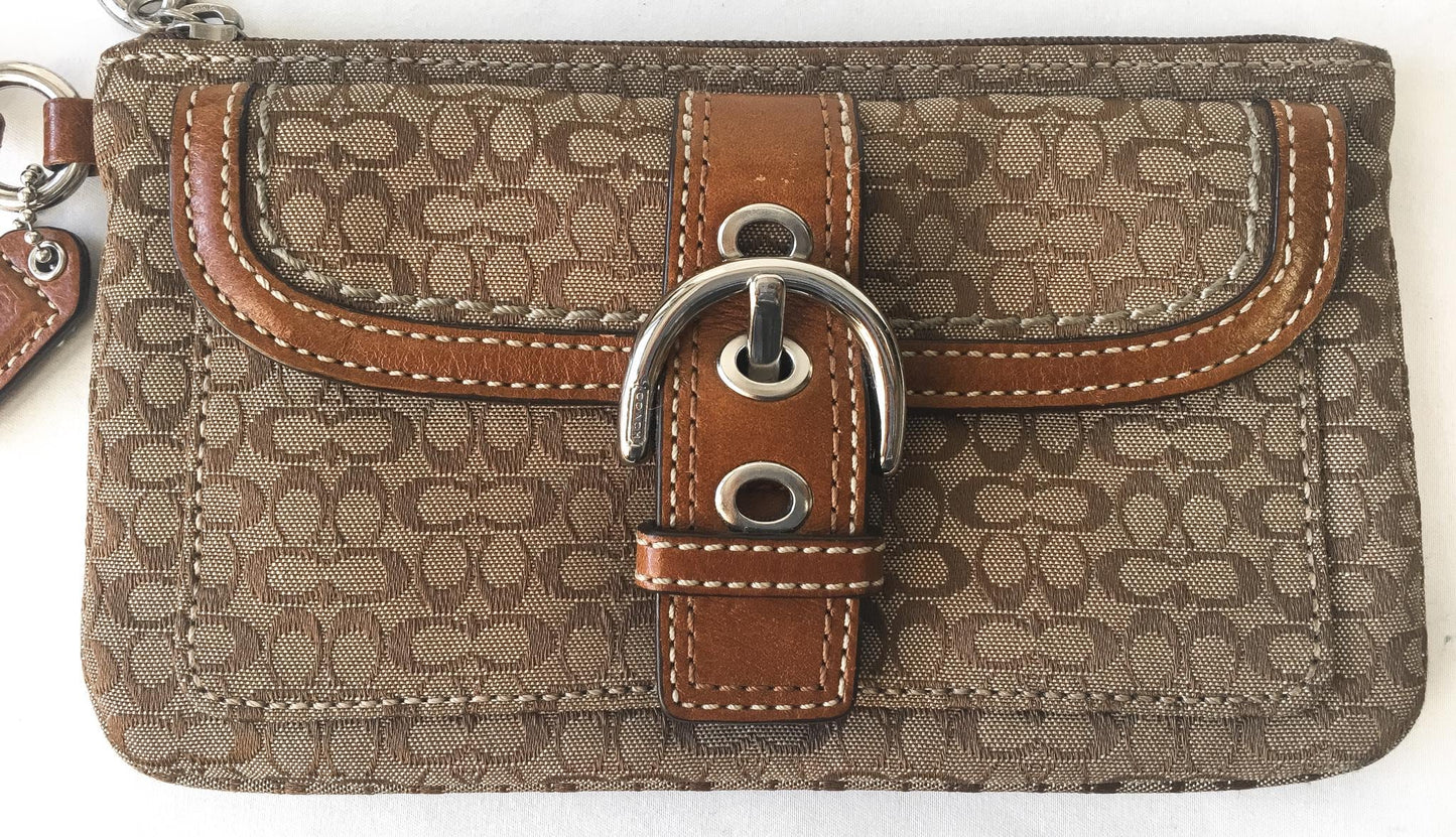 Y2K 00s Coach Soho Beige/Brown Signature C Monogram Canvas Leather Wristlet Wallet, Y2K Coach Accessories