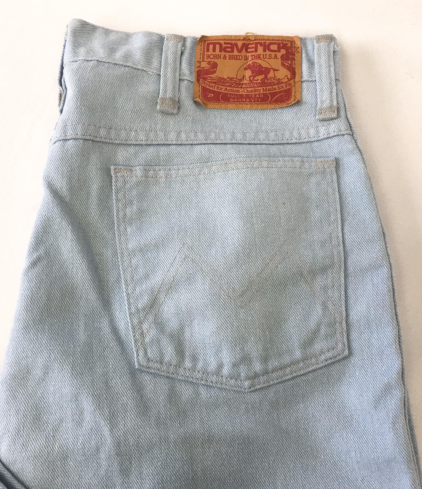 Vintage 70s Maverick Light Wash High Rise Unisex Bootcut Jeans, Sz. 32" x 30", Vintage Western Jeans