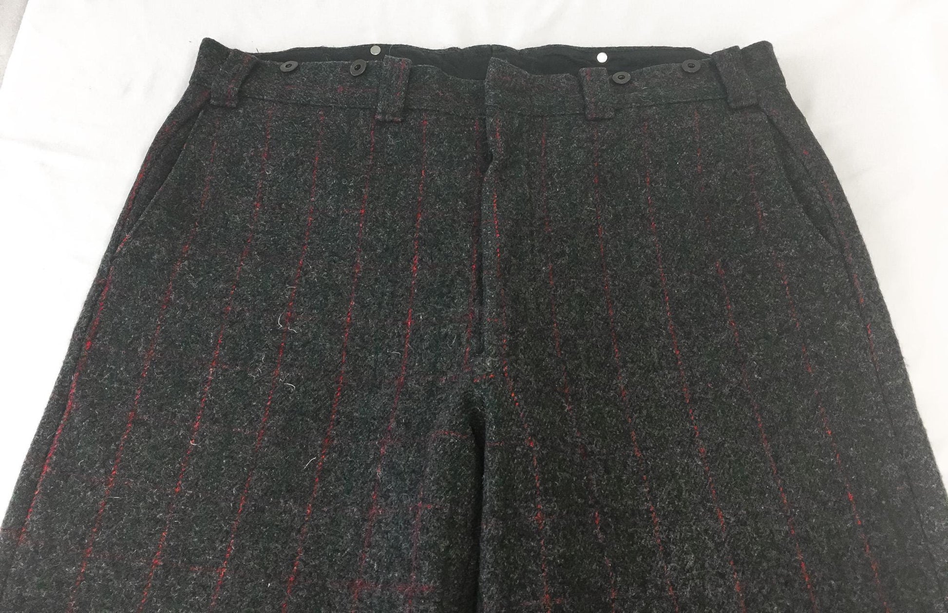 Vintage Woolrich Gray Red Green Plaid Wool Blend Hunting Pants, Men's Sz. 42" x 30"
