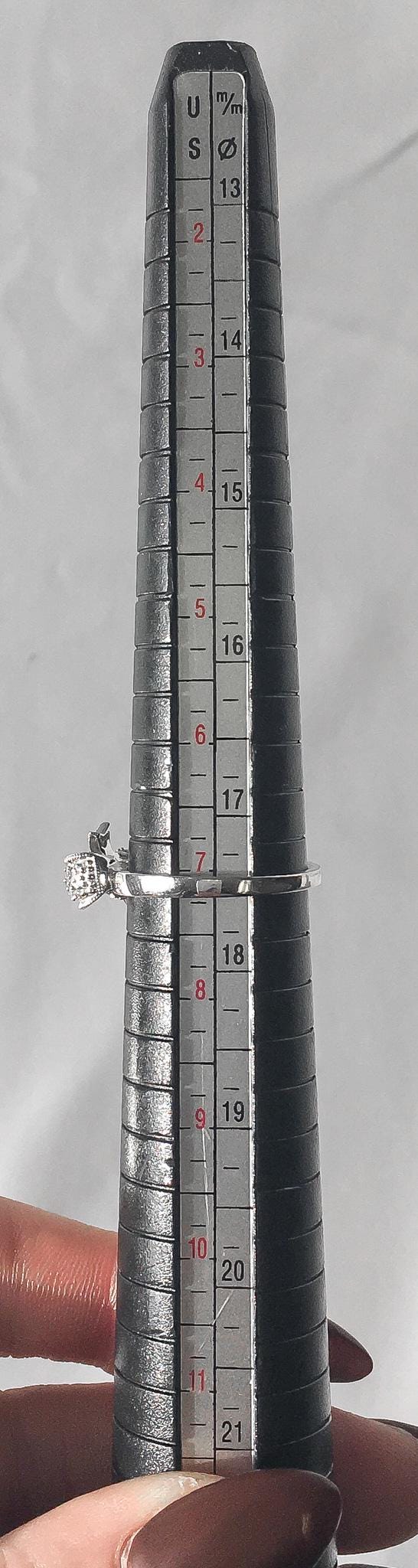 10K White Gold Diamond Bow Ribbon Ring, Sz. 7-7.25, Unique Elegant Regal Diamond Ring