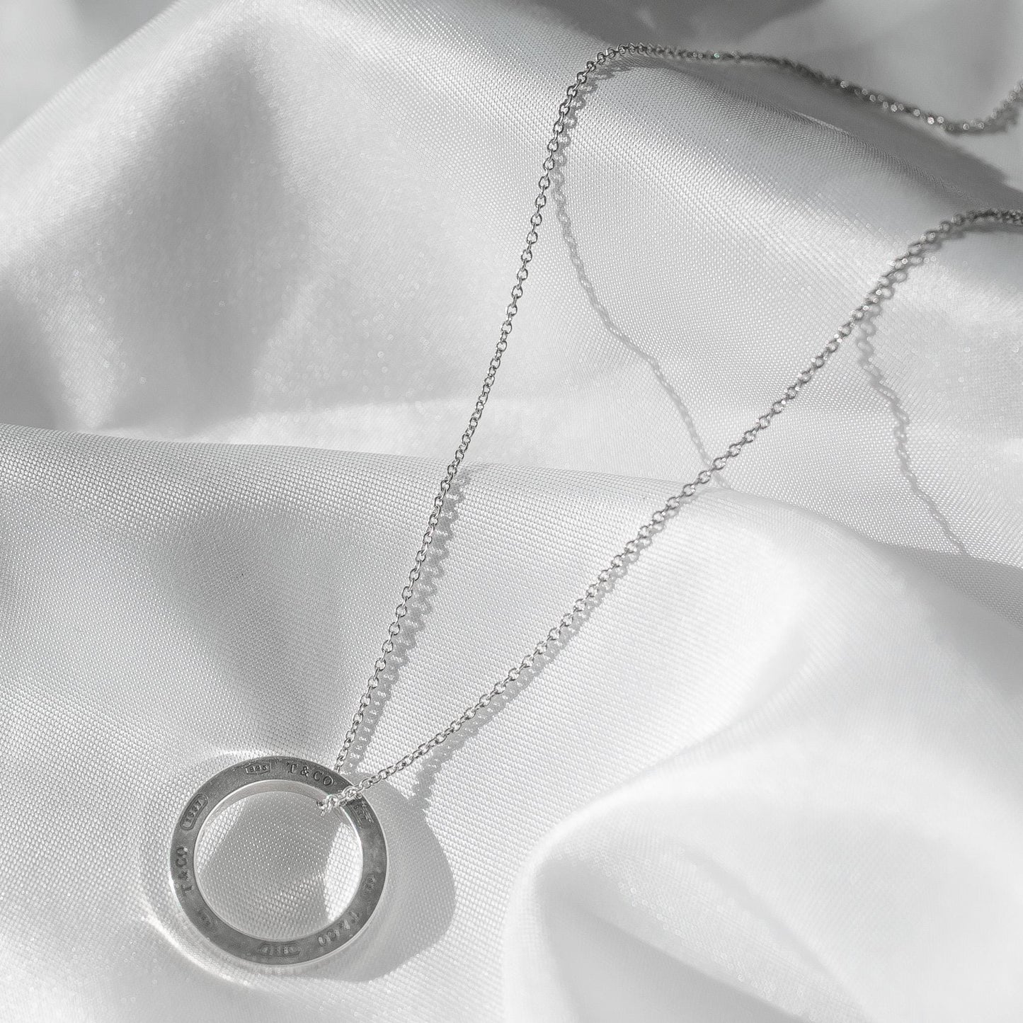 Tiffany & Co. 925 Sterling Silver Round Circle Ring Pendant 16 Inch Necklace