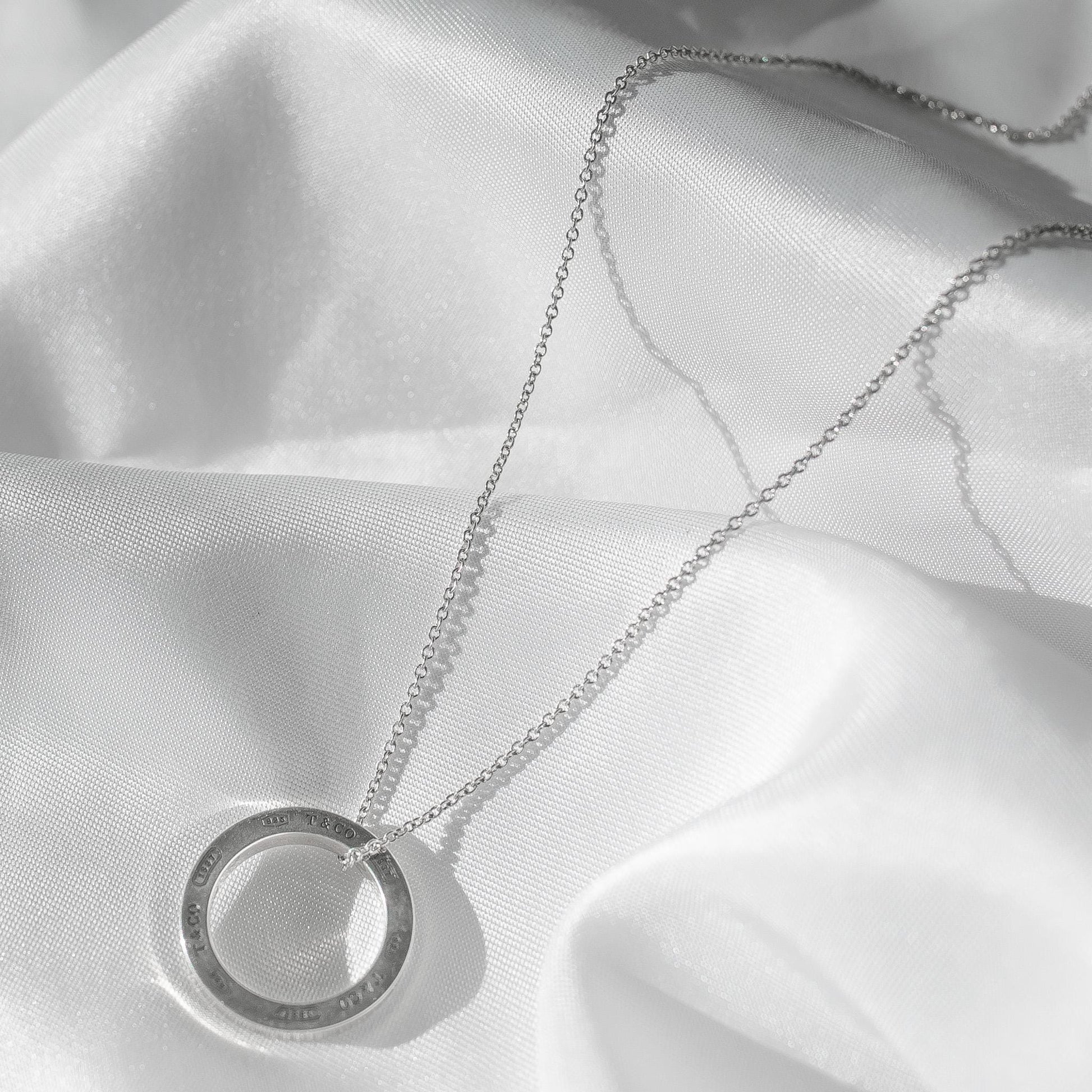 Tiffany & Co. 925 Sterling Silver Round Circle Ring Pendant 16 Inch Necklace