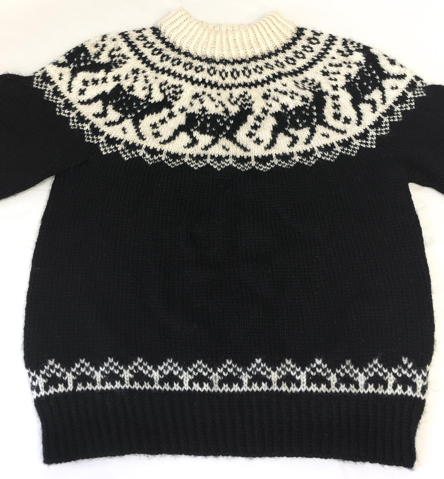 Vintage Dale of Norway Black Cream Reindeer Patterned Pure Wool Unisex Nordic Crewneck Sweater, Men's Sz. S