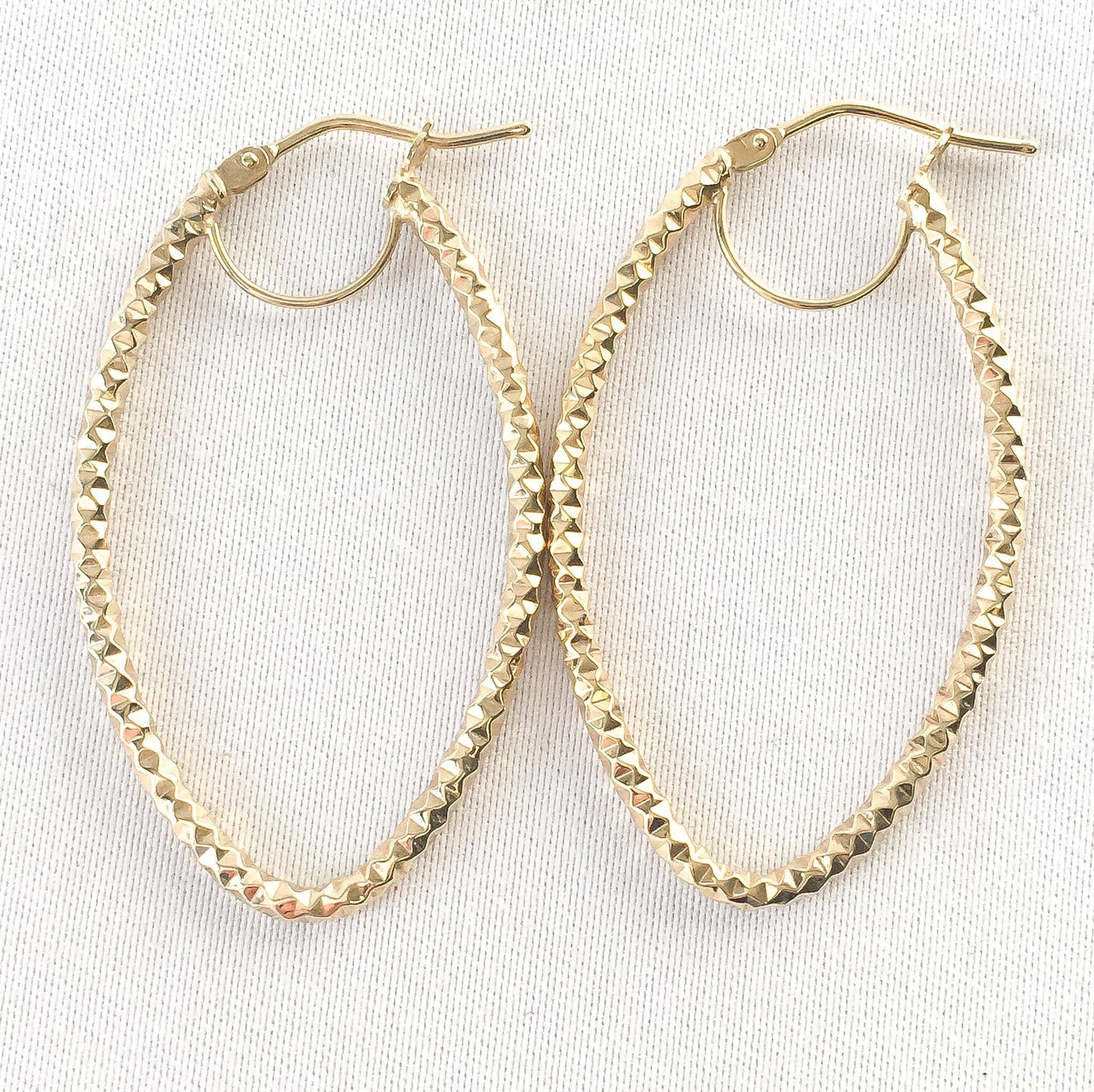 Vintage Milor Italy 14K Yellow Gold Studded Texture Double Hoop Oblong Hoop Earrings, 1.5", Lightweight Simple Everyday Minimalist Hoops