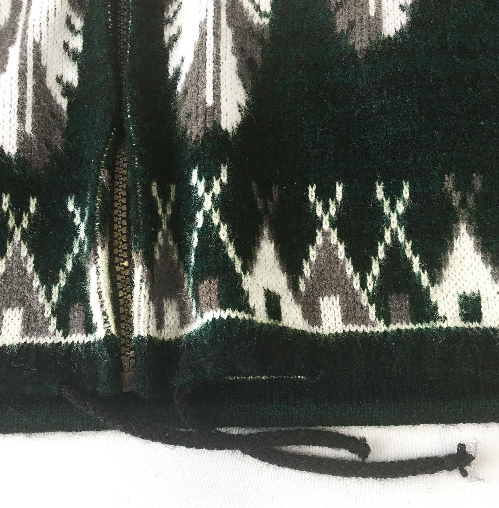 90s Yarina Forest Green/Black Wolf Dreamcatcher Wool Blend Native Style Zip Up Hoodie, Men's Sz L Unisex Native Western Style Sweatshirt